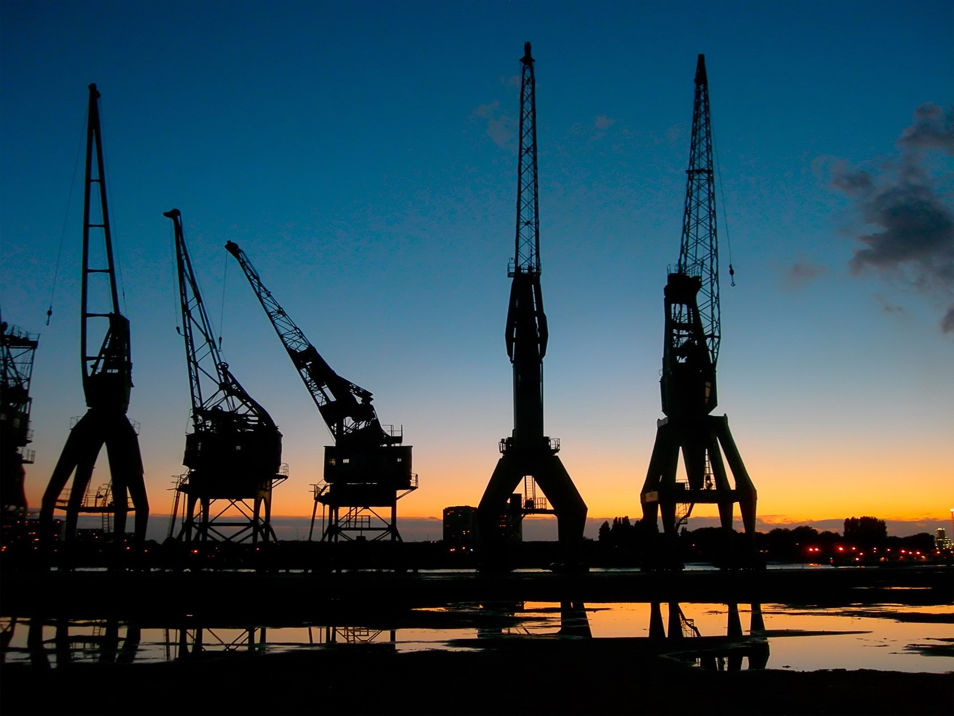 the port crane sunset