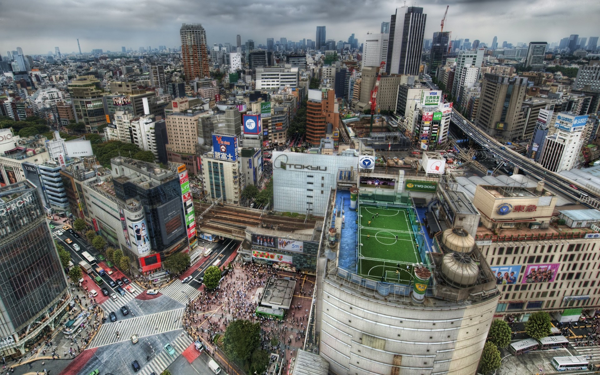 tokyo japan metropolis hdr house roof football the field road crowd people