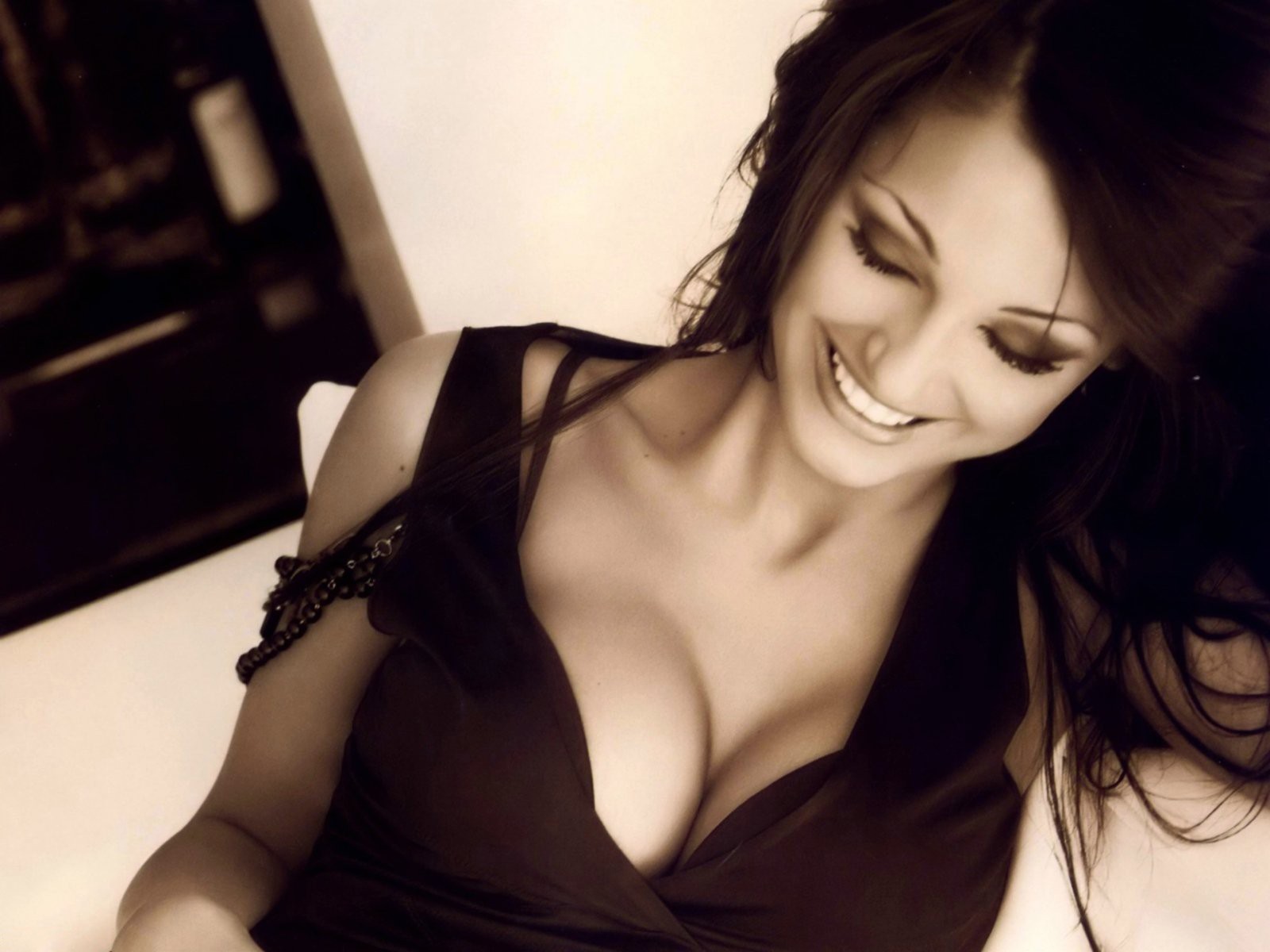 girl sepia smile hair breasts