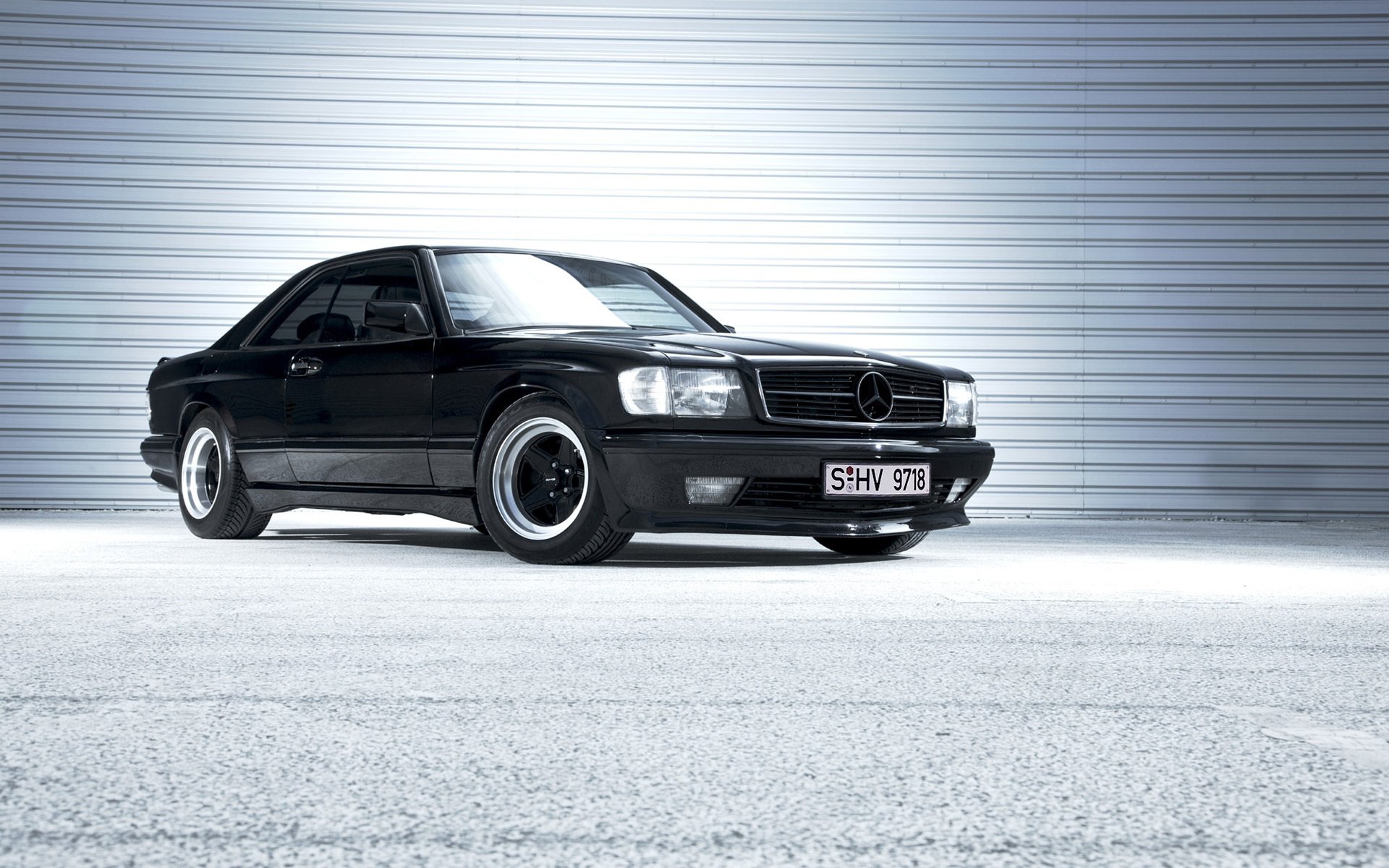 mercedes benz s126 coupe black