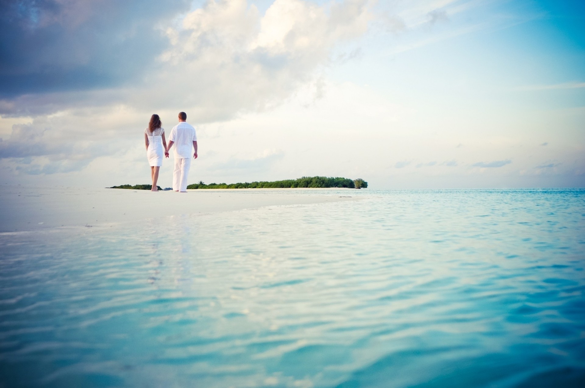 HD wallpaper beach moe love paradise sea couple