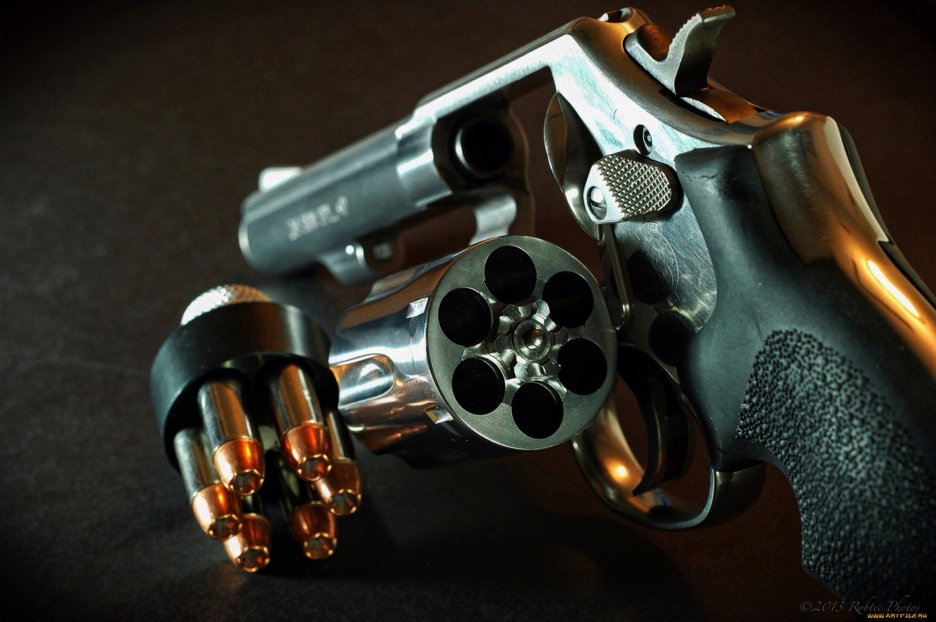 revolver firearms drum cartridges