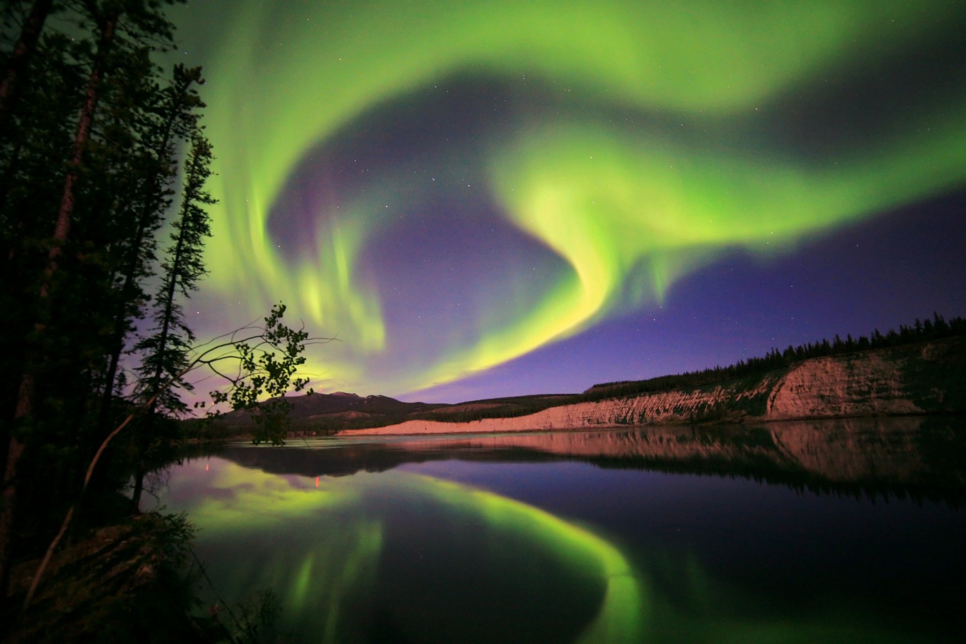 HD wallpaper aurora borealis northern lights yukon canada nature